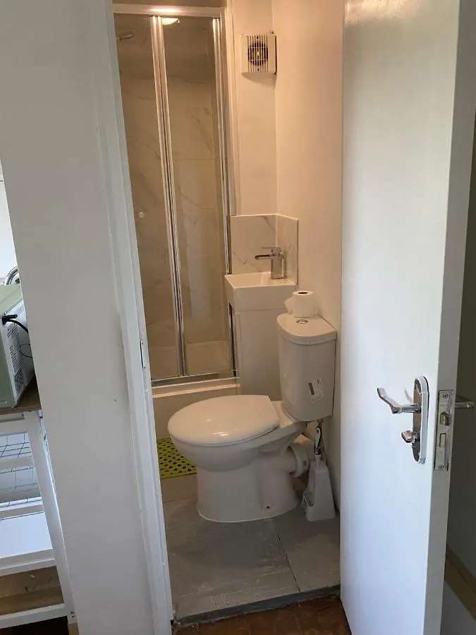 Apartment Accommodation Hub Studio 1 London United Kingdom